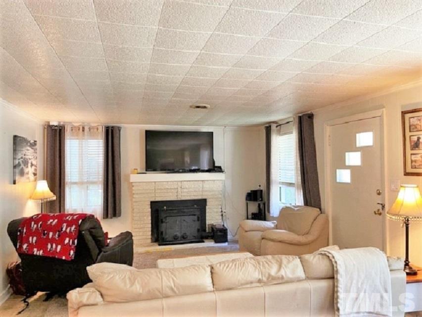 904 Goodwin Road Durham, NC 27712 - Photo 3 of 24