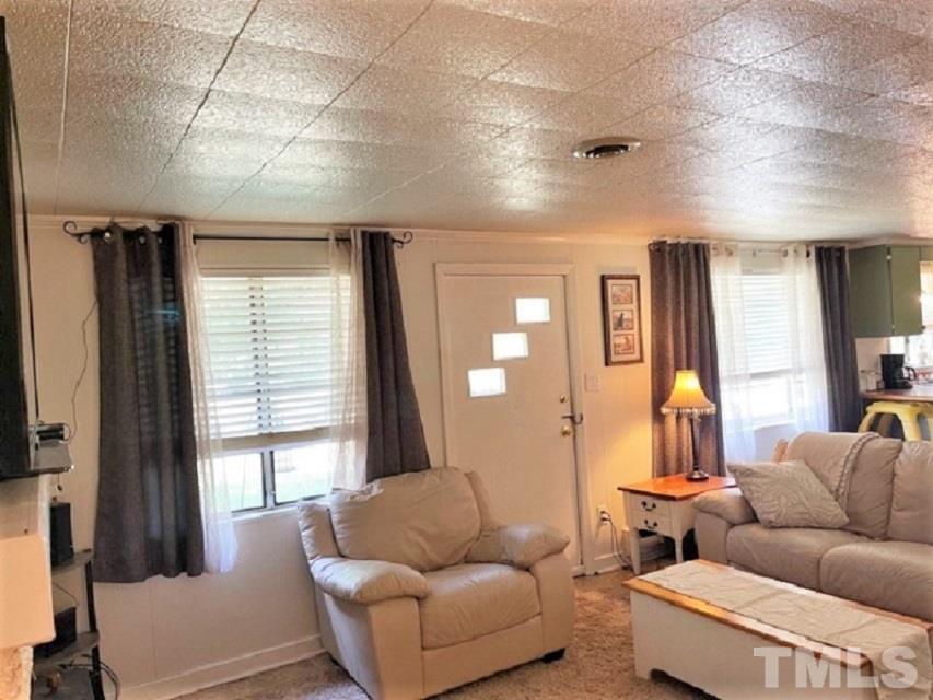 904 Goodwin Road Durham, NC 27712 - Photo 4 of 24