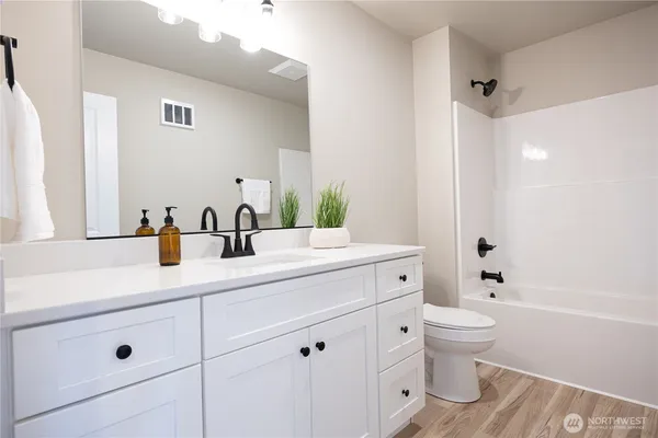 $425,000 | 1116 Sumas Avenue, Unit 2, Sumas, WA 98295