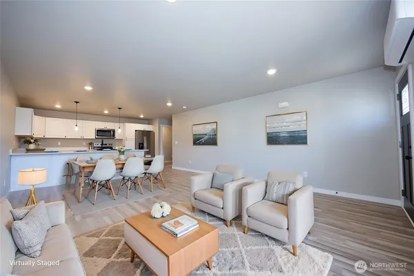 $425,000 | 1116 Sumas Avenue, Unit 2, Sumas, WA 98295