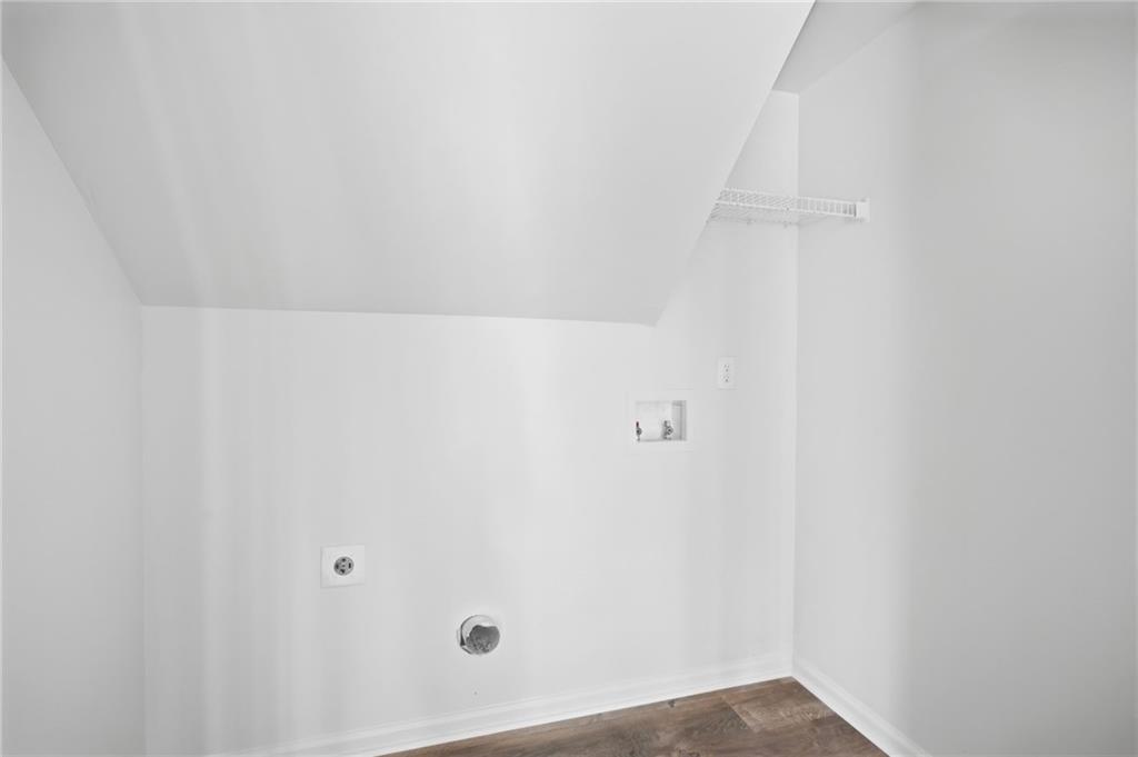 9485 Waldrip Road Gainesville, GA 30506 - Photo 23 of 30 a view of small space