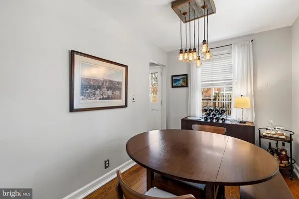 $600,000 | 3045 South Abingdon Street, Arlington, VA 22206