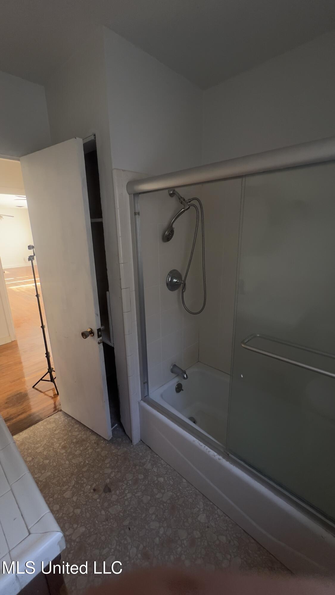 1044 Cooper Road Jackson, MS 39212 - Photo 13 of 21 IMG_1748