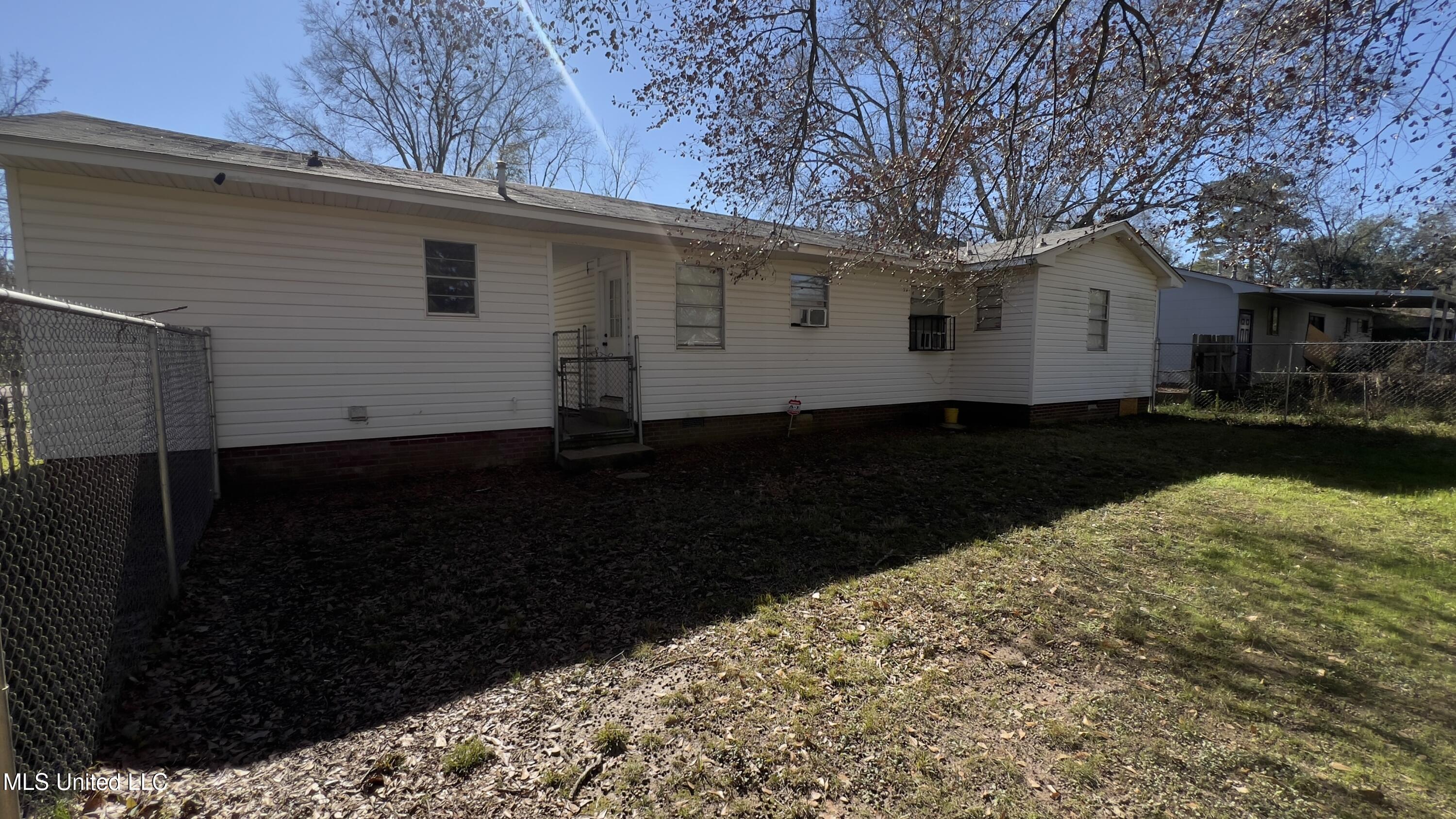 1044 Cooper Road Jackson, MS 39212 - Photo 20 of 21 IMG_1757