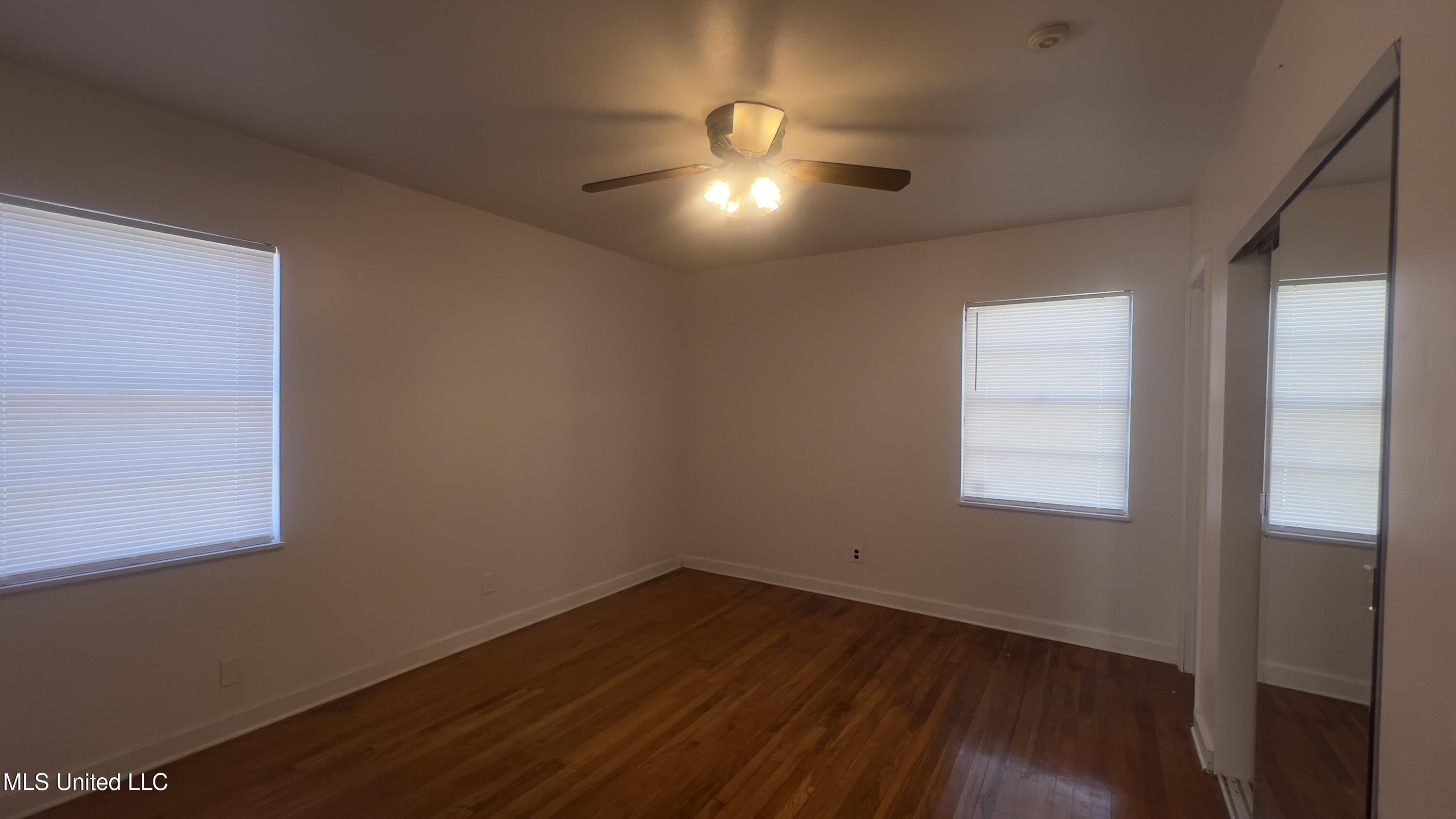 1044 Cooper Road Jackson, MS 39212 - Photo 8 of 21 IMG_1743