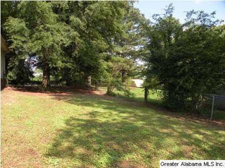 405 Minor Road Gardendale, AL 35071 - Photo 3 of 10