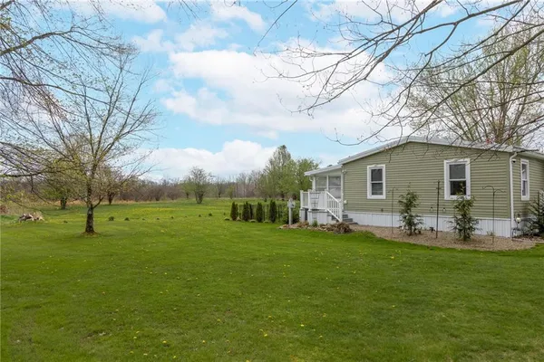 $169,000 | 14 Emerald Drive, Grove City, PA 16127