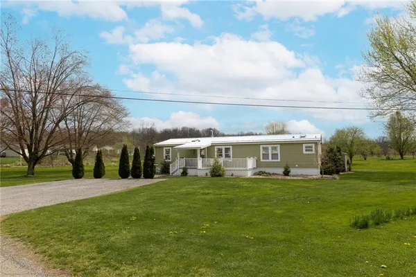 $169,000 | 14 Emerald Drive, Grove City, PA 16127