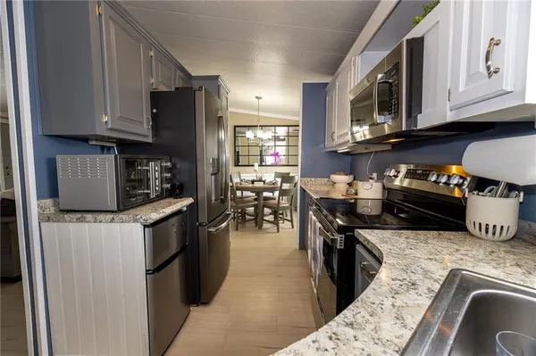 $169,000 | 14 Emerald Drive, Grove City, PA 16127