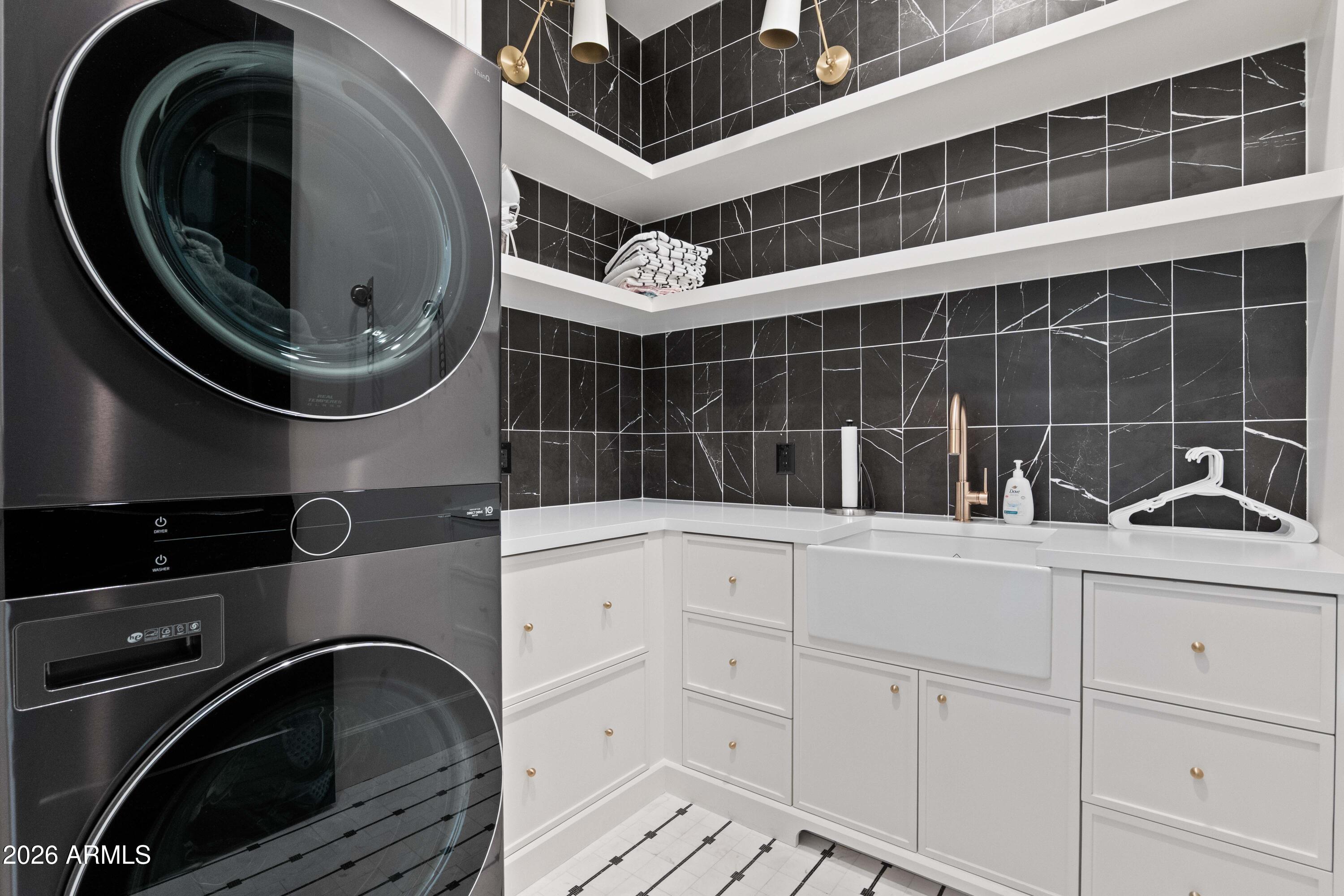 5309 North 33rd Street Phoenix, AZ 85018 - Photo 20 of 44 Laundry Room