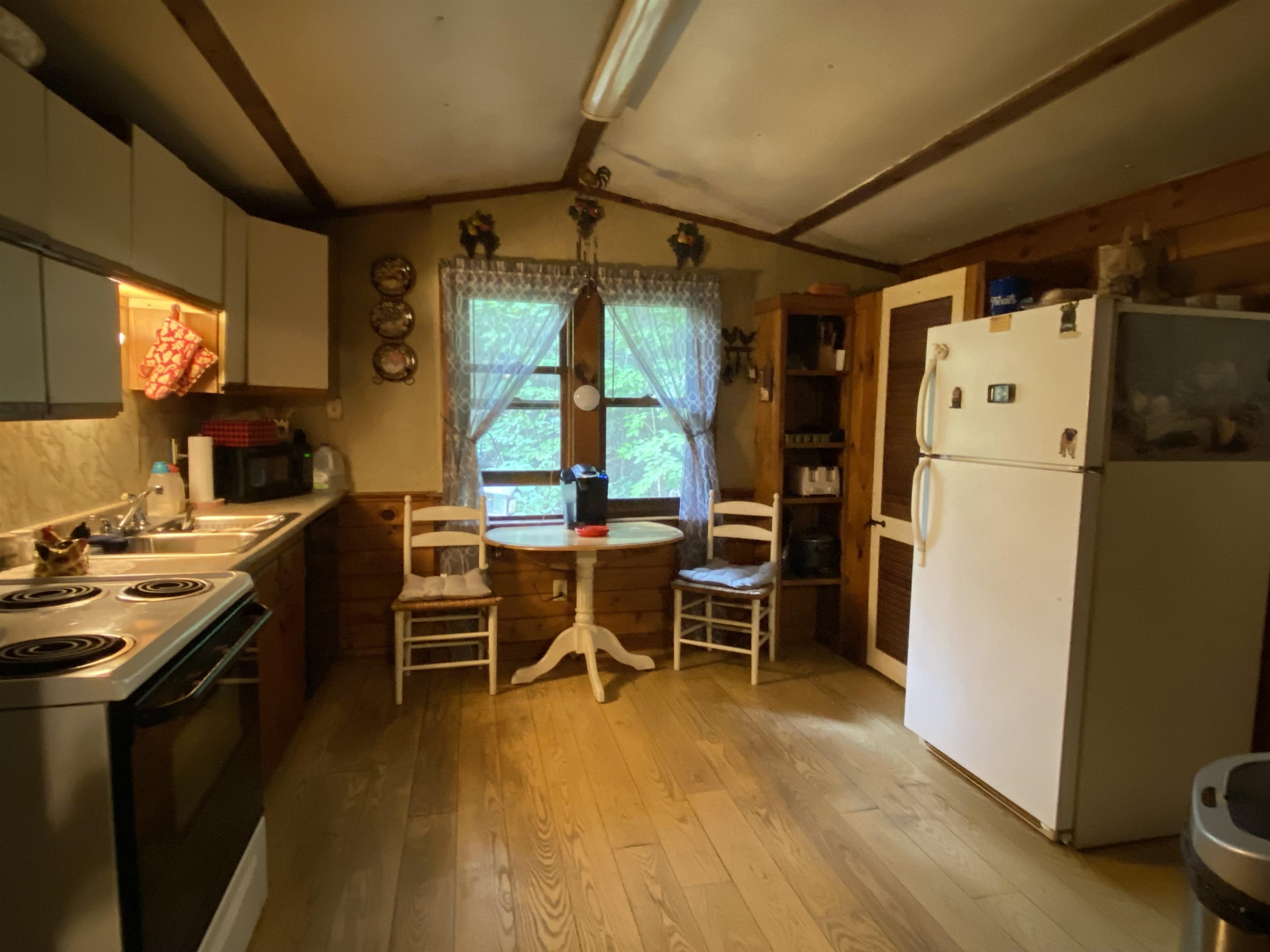 378 Frontage Road Highgate, VT 05488 - Photo 4 of 22