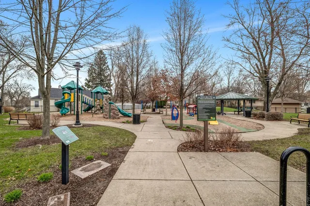 a view of a park with bench