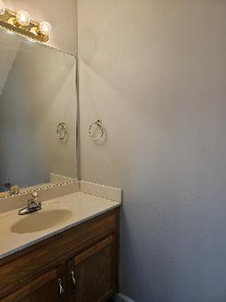 1106 Car Line Road, Unit B Rossville, GA 30741 - Photo 5 of 19 md_1698779156d0bcce26544c47f9a3ccdd32820