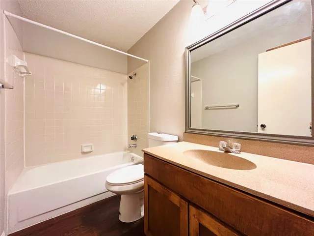 $1,195 | 8913 Schick Road, Unit D, Austin, TX 78729