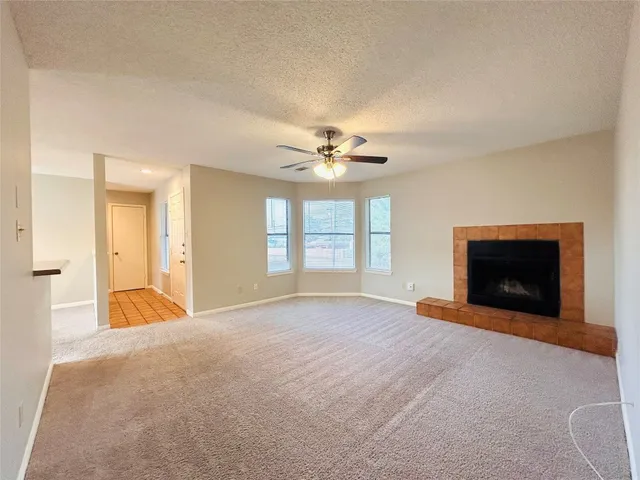 $1,195 | 8913 Schick Road, Unit D, Austin, TX 78729