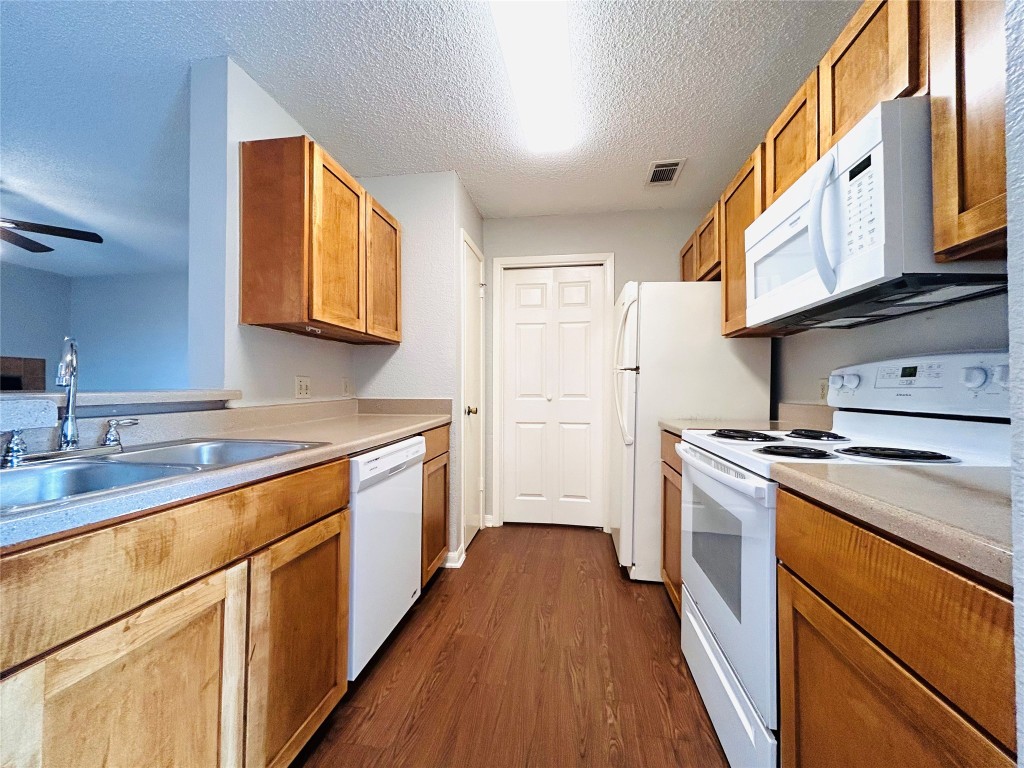 8913 Schick Road, Unit D Austin, TX 78729 - Photo 6 of 14