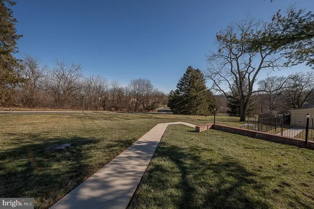 $270,000 | 173 Oberlin Terrace, Unit 18C, Lansdale, PA 19446