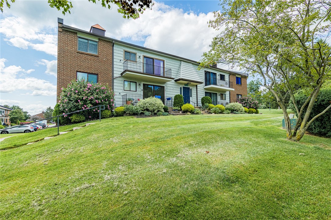 7 High Gate Trail, Unit 7 Perinton, NY 14450 - Photo 1 of 1