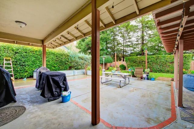 $585,000 | 835 Royal Elf Court, Dixon, CA 95620