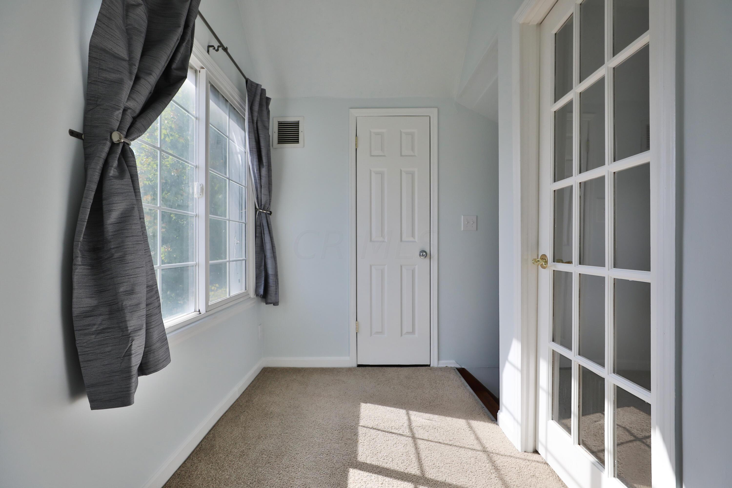 685 South Ashburton Road Columbus, OH 43213 - Photo 21 of 37 685-Ashburton-21