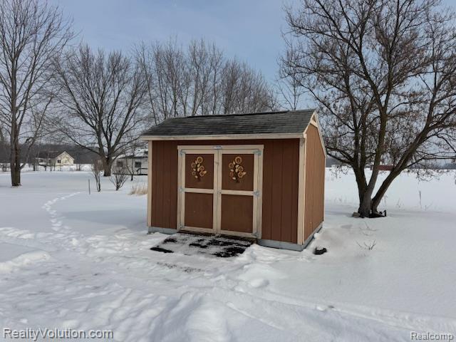 4232 Cade Road Capac, MI 48014 - Photo 5 of 21