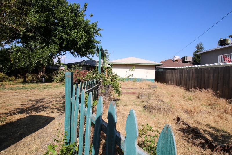 1151 South Rupert Avenue Reedley, CA 93654 - Photo 35 of 35 Gallery Image 35