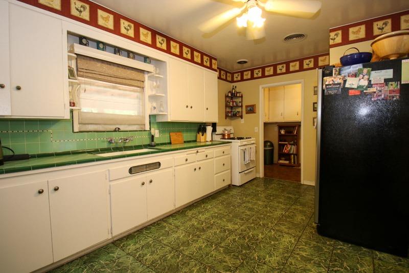 1151 South Rupert Avenue Reedley, CA 93654 - Photo 10 of 35 Gallery Image 10