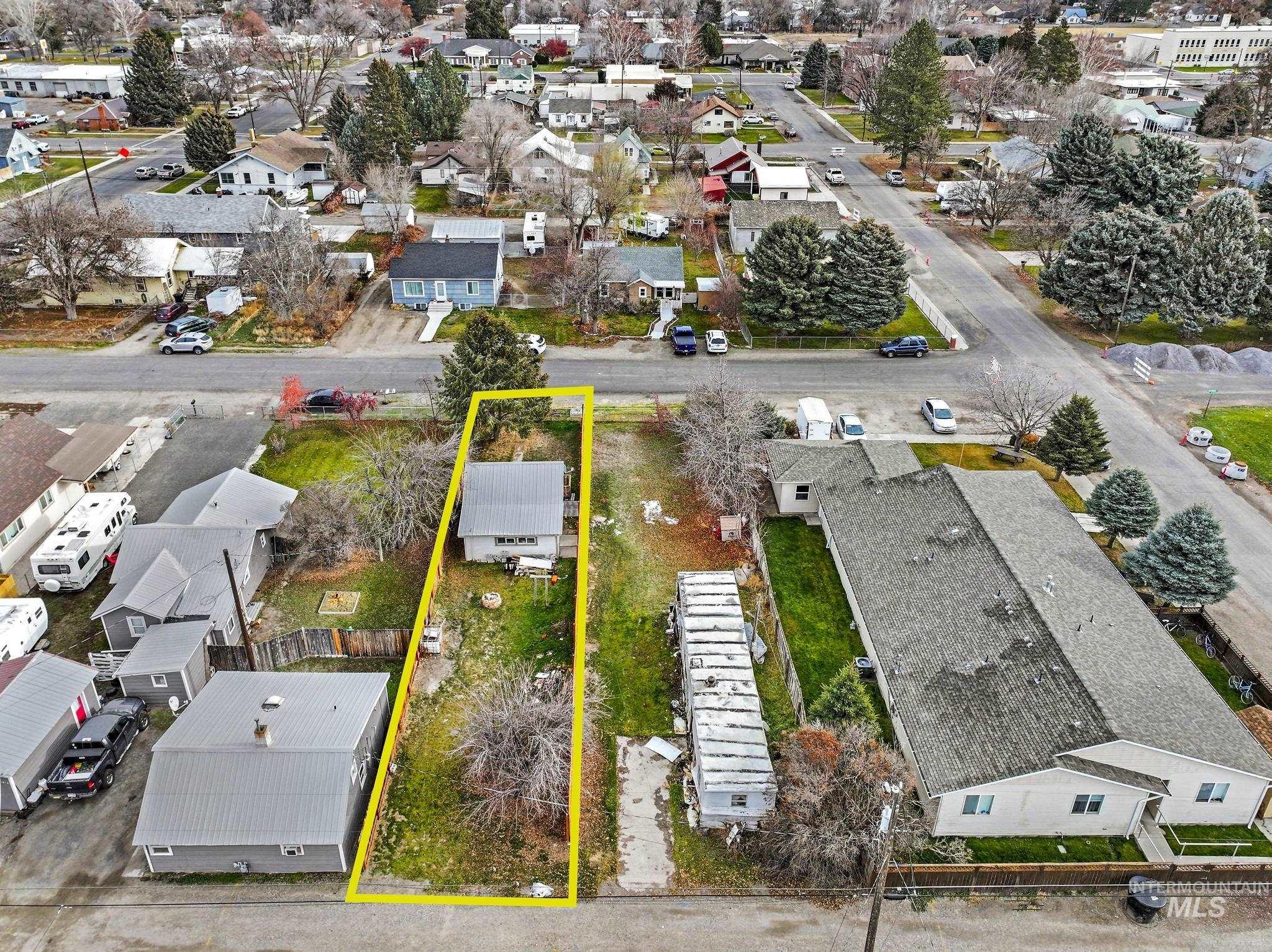 729 California Street Gooding, ID 83330 - Photo 18 of 21