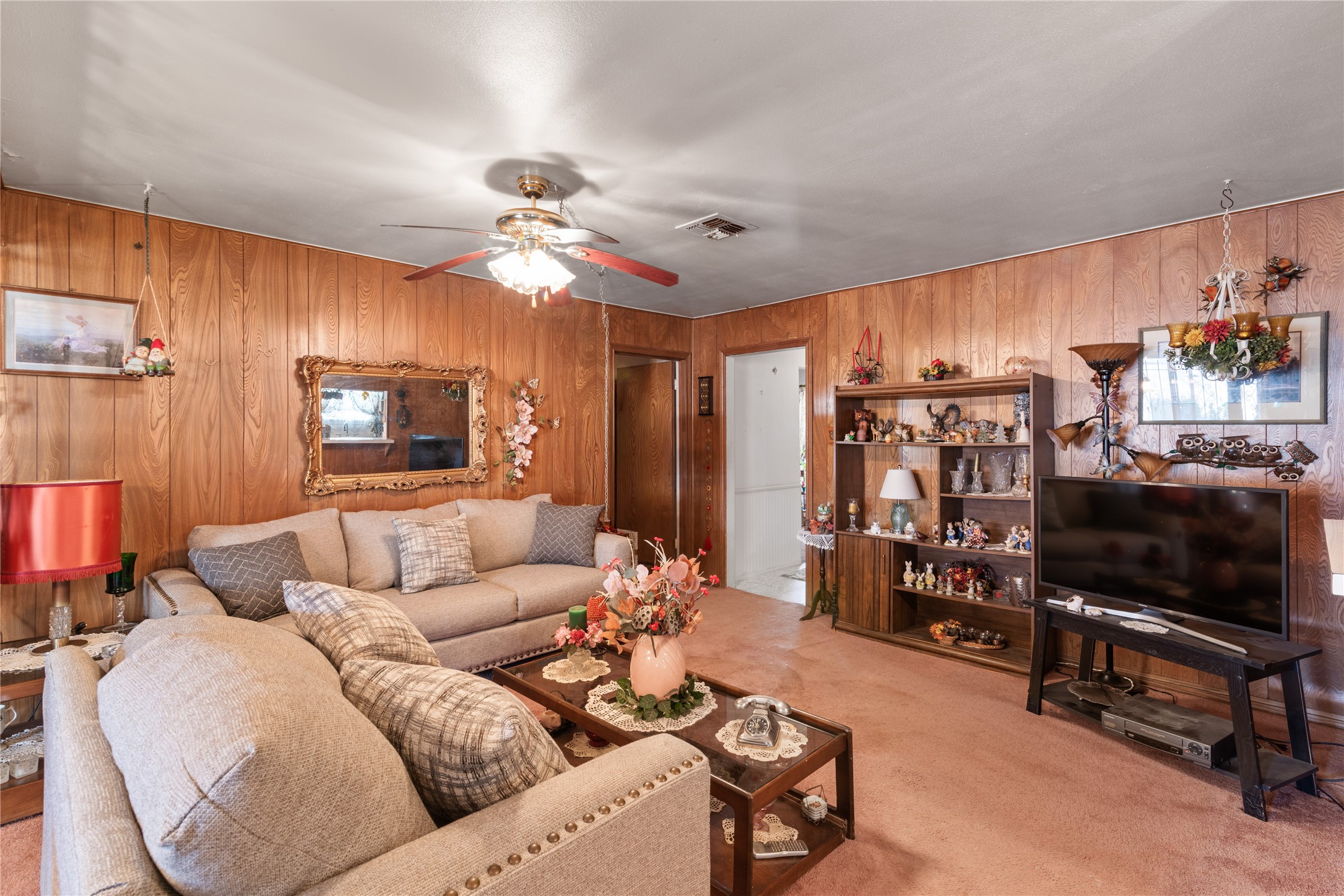 4627 Hollybrook Lane Houston, TX 77039 - Photo 8 of 42