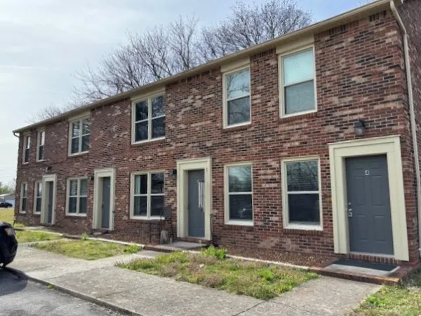 $1,100 | 409 East Grundy Street, Unit 3, Tullahoma, TN 37388