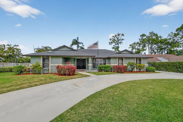 $778,500 | 1074 Northumberland Court, Wellington, FL 33414