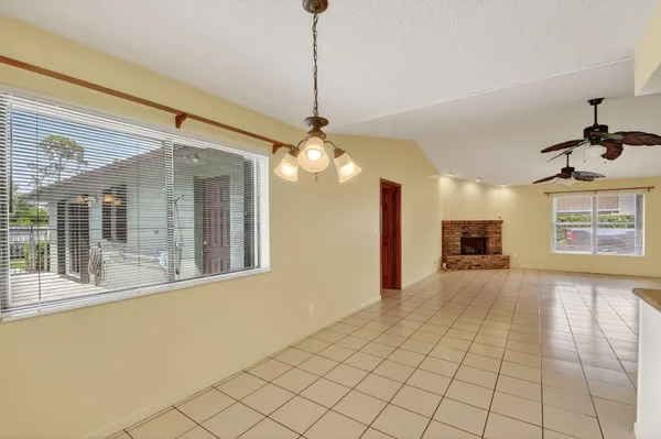 $778,500 | 1074 Northumberland Court, Wellington, FL 33414