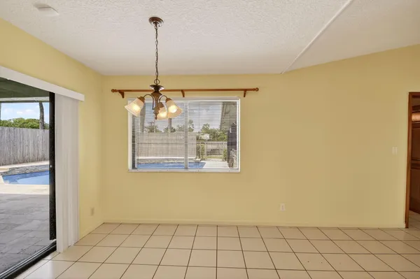 $778,500 | 1074 Northumberland Court, Wellington, FL 33414