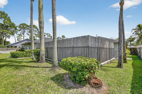 $778,500 | 1074 Northumberland Court, Wellington, FL 33414