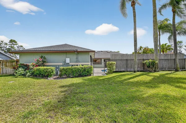 $778,500 | 1074 Northumberland Court, Wellington, FL 33414