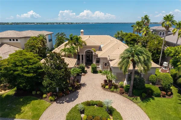 $2,850,000 | 3803 Hawk Island Drive, Bradenton, FL 34208