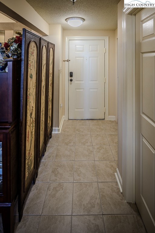 303 Sugar Top Drive, Unit 43427 Sugar Mountain, NC 28604 - Photo 18 of 18 a view of a hallway