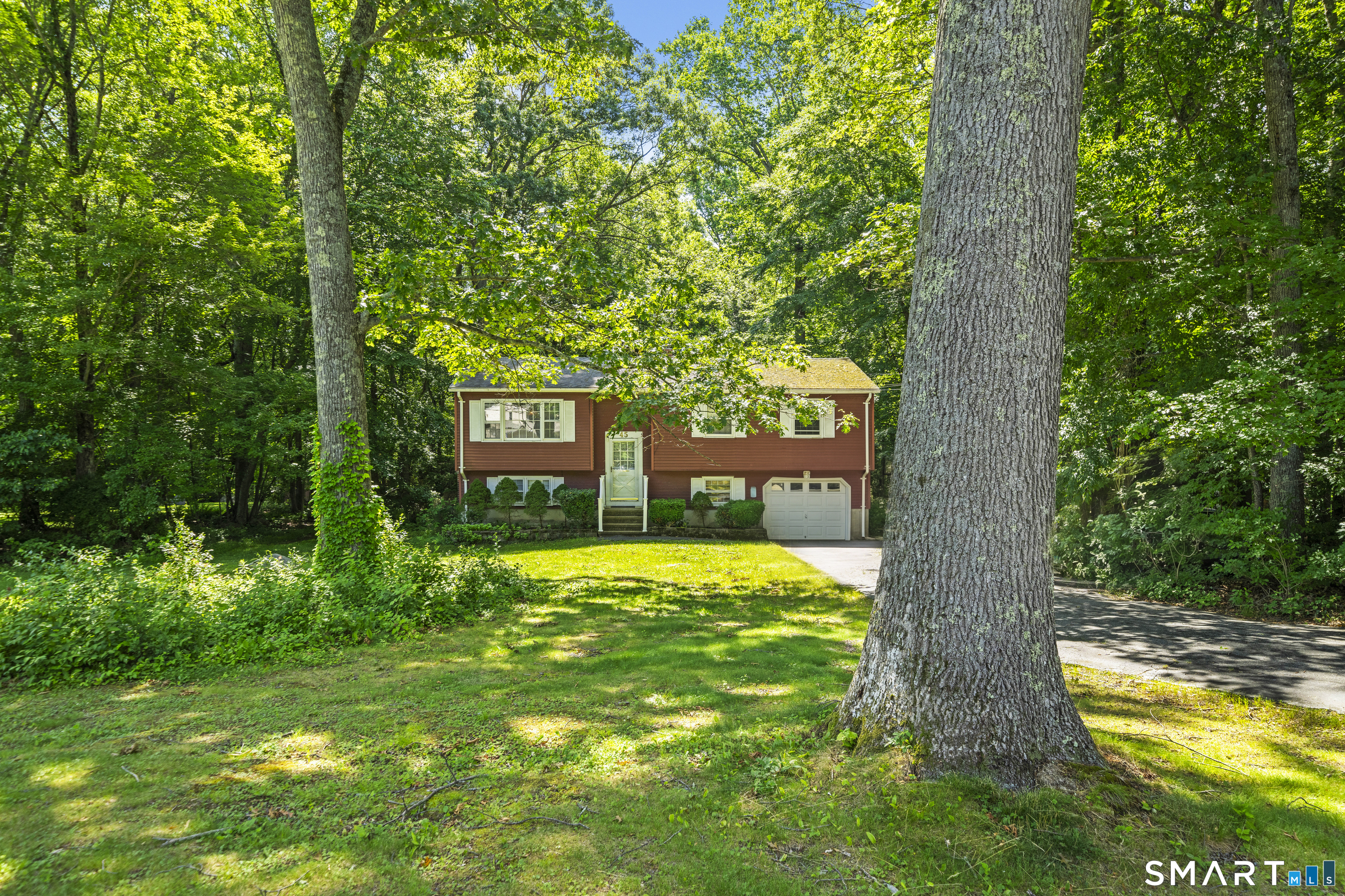 45 Partridge Hollow Road Ledyard, CT 06335 - Photo 5 of 32
