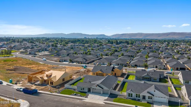 $679,900 | 204 Ian Avenue East, Ellensburg, WA 98926