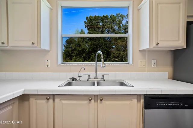 $169,900 | 7868 Suellen Street, Sneads, FL 32460