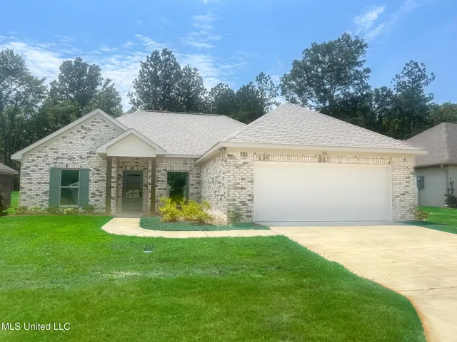 $285,900 | 968 Riverside Lane, Pearl, MS 39208