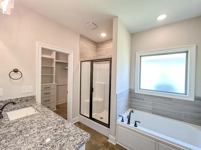 $285,900 | 968 Riverside Lane, Pearl, MS 39208