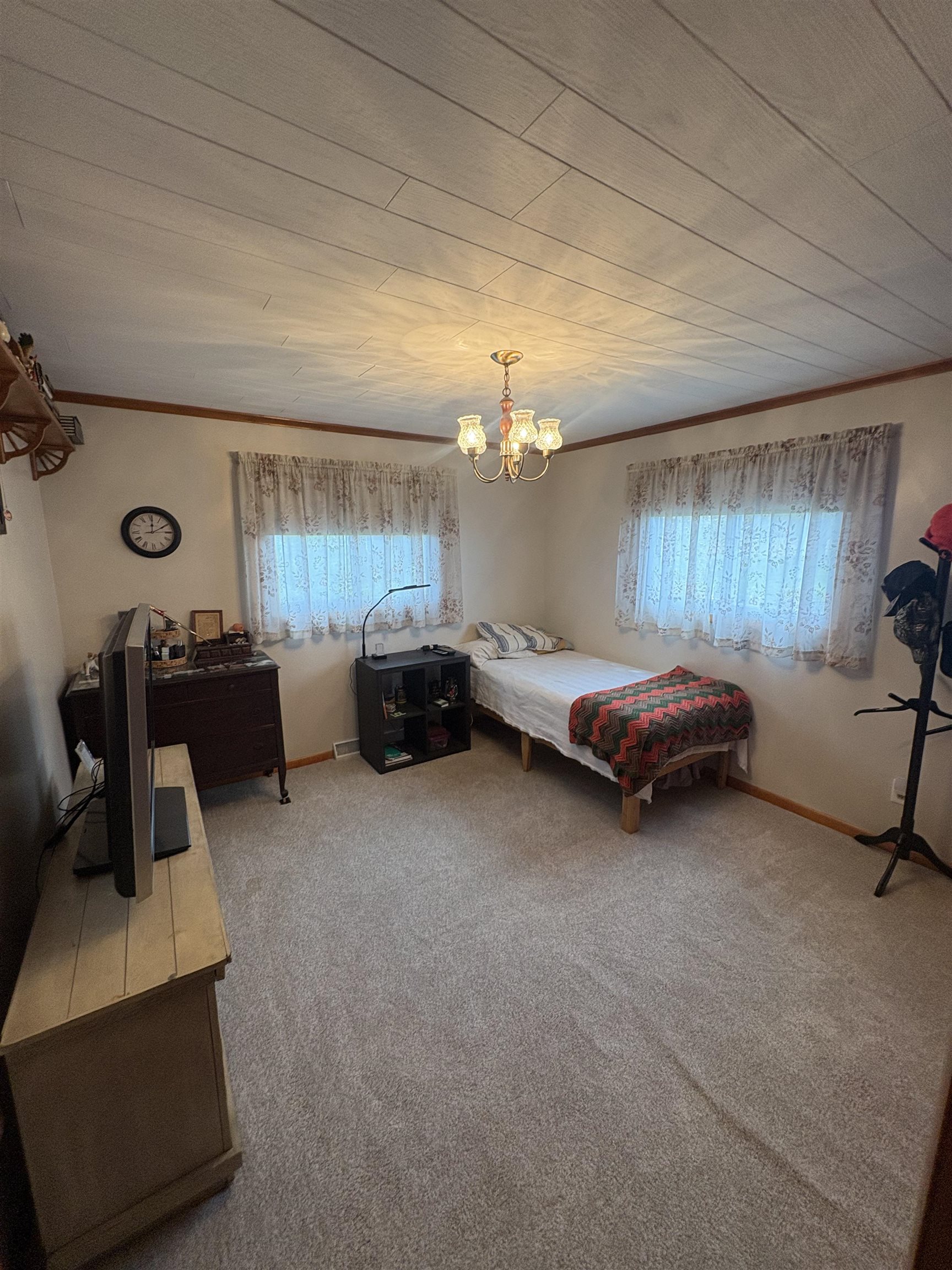 1891 West Moore Road Saginaw, MI 48601 - Photo 9 of 22