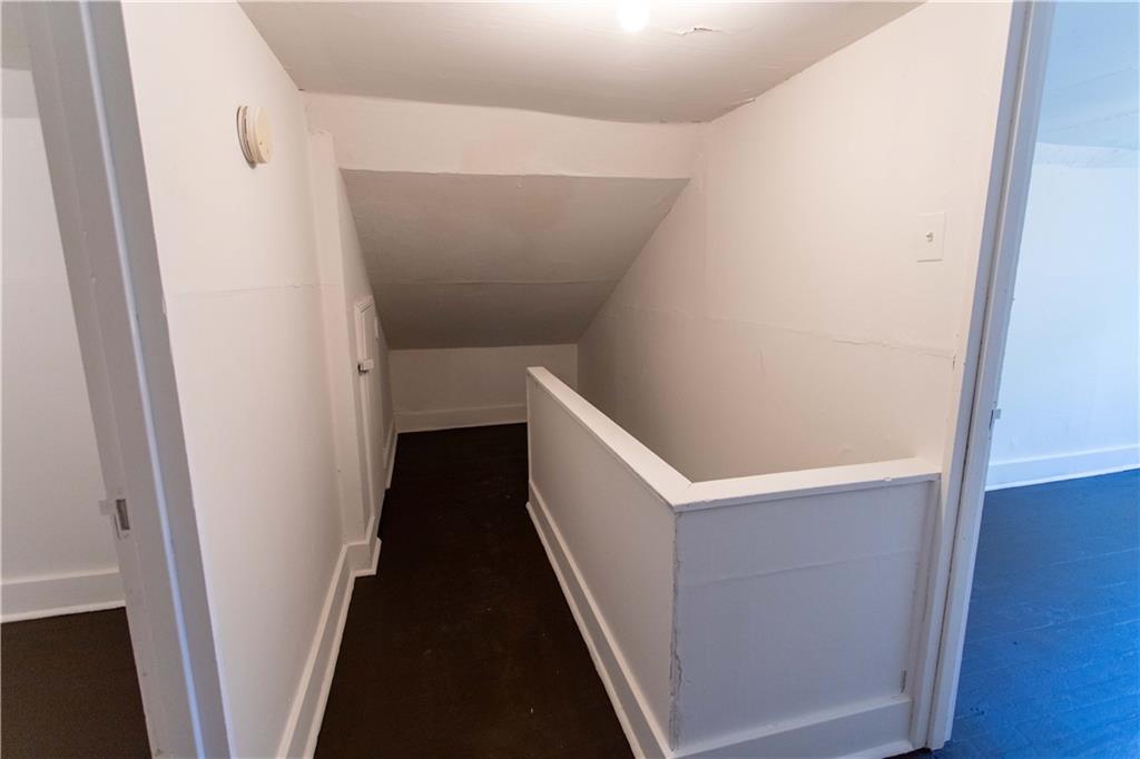 6433 Landview Road Pittsburgh, PA 15217 - Photo 25 of 41 Gallery Image 25