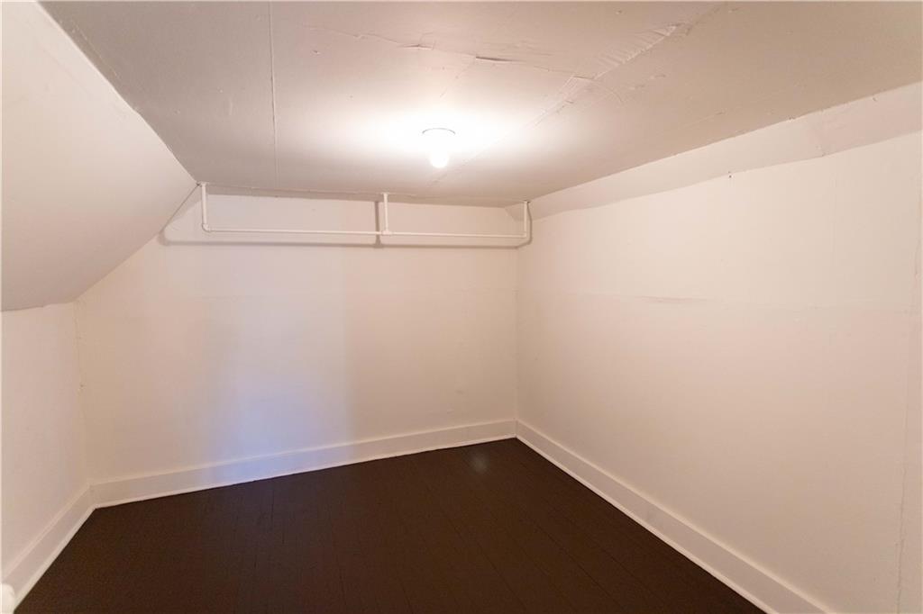 6433 Landview Road Pittsburgh, PA 15217 - Photo 27 of 41 Gallery Image 27