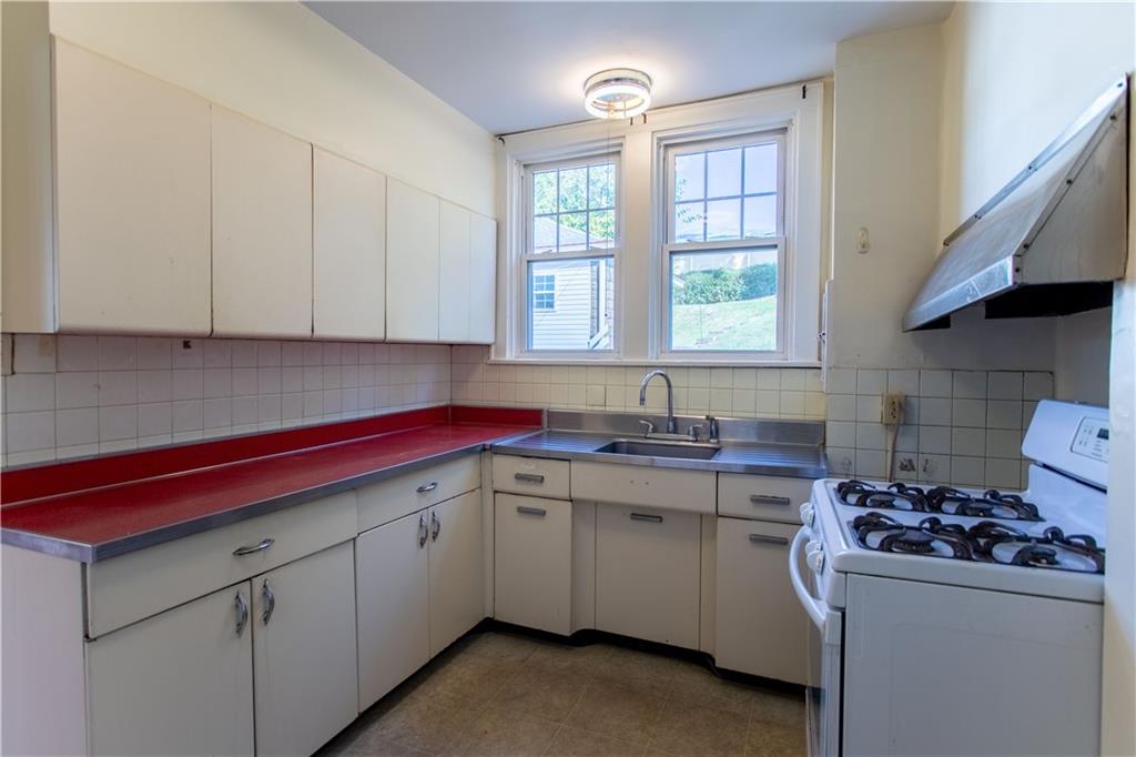 6433 Landview Road Pittsburgh, PA 15217 - Photo 8 of 41 Gallery Image 8