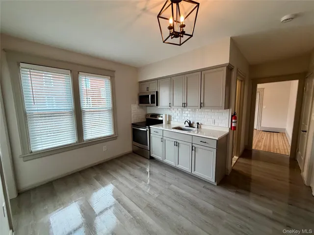 $1,950 | 11 Franklin Street, Unit 1E, Poughkeepsie, NY 12601