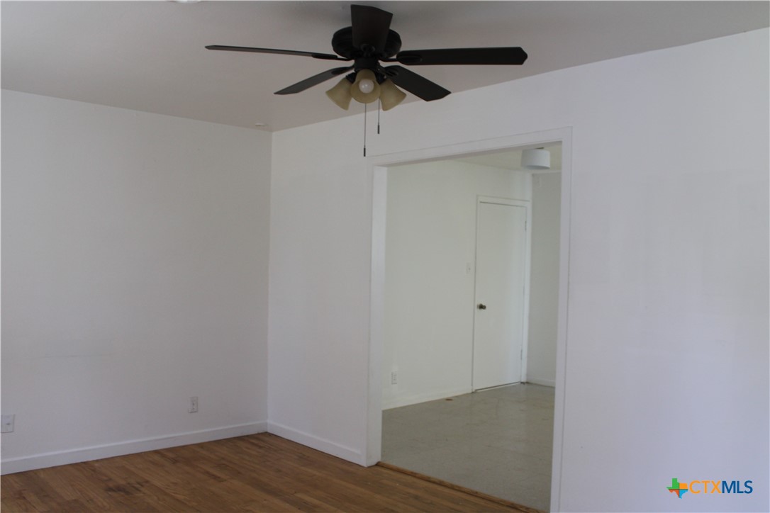 1306 Connell Drive Killeen, TX 76543 - Photo 3 of 12