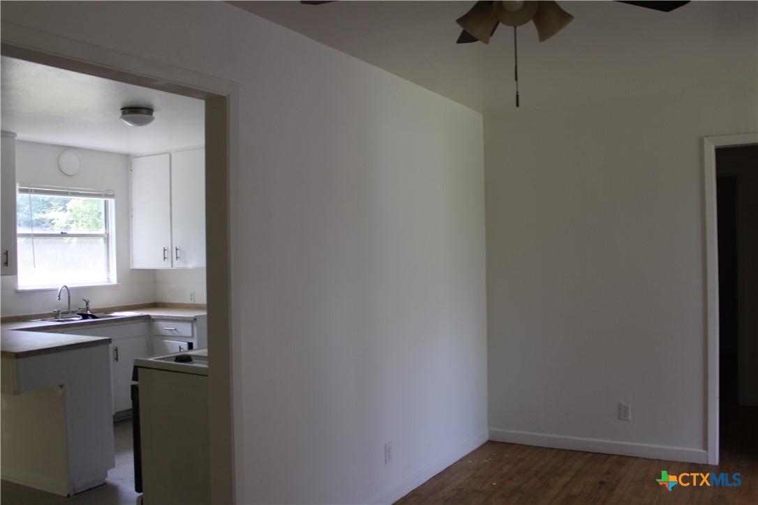 1306 Connell Drive Killeen, TX 76543 - Photo 4 of 12