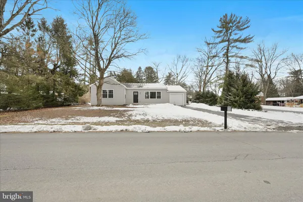 $299,900 | 200 Willow Road, Orwigsburg, PA 17961